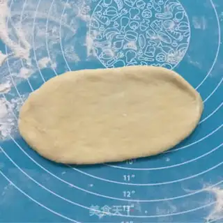 Make caterpillar bread step 5