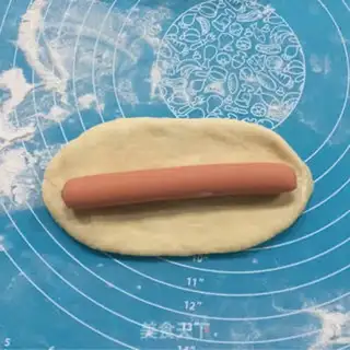Make caterpillar bread step 6