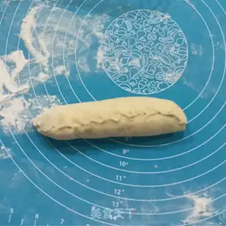 Make caterpillar bread step 7