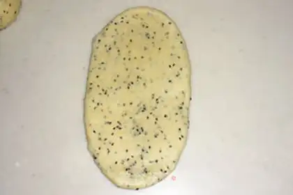 Make Black sesame toast step 3