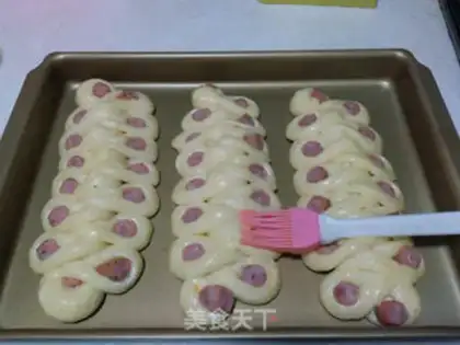 Make Celery sausage bread step 16