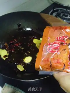Make Spicy potatoes for chicken wings step 4