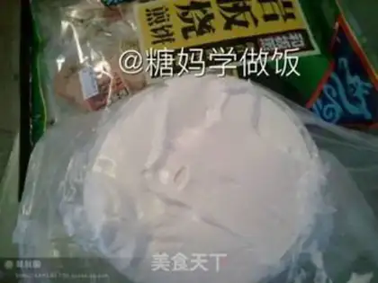 Make Strawberry Snowman step 2