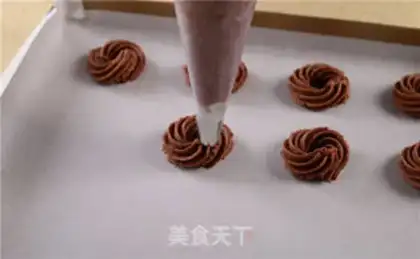 Make Coco almond cookies step 4