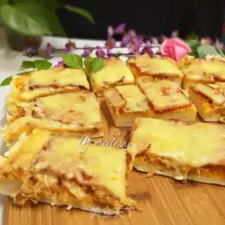 Make Pizza bread step 19