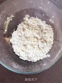 Make Soup with cabbage eggs step 1