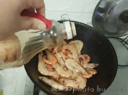 Make Garlic shrimp step 7