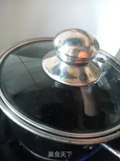 Make Red-tree cuisine soup step 2