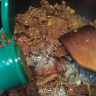 Make Piggy vegetable bread step 0