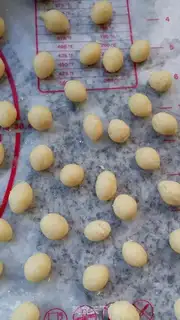 Make Beijing snack - Smile step 1