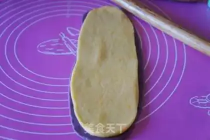 Make Red Lip cookie step 6