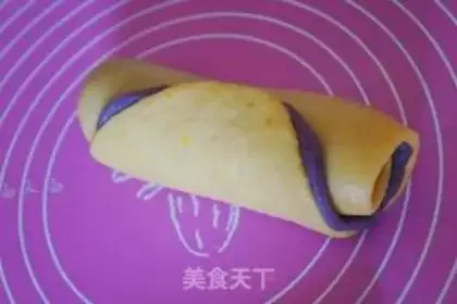 Make Red Lip cookie step 7