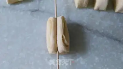 Make Smelt pumpkin rolls step 11