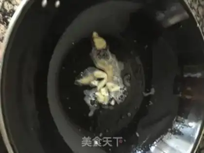 Make cucumber fried eggs step 4
