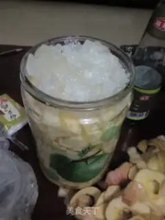 Make Apple vinegar step 2