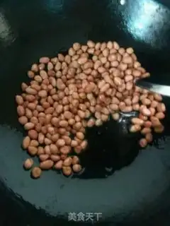 Make Hanging frost peanuts step 2