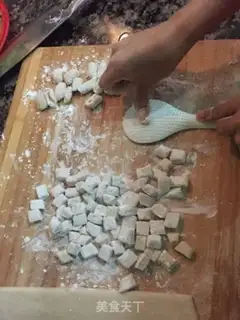Make Fired cat ears step 4