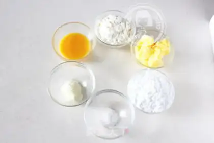 Make French balls step 0
