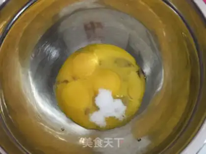 Make Chestnut cream roll step 0