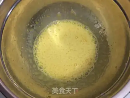 Make Chestnut cream roll step 1