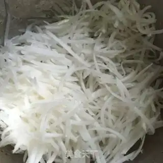Make Fish radish soup step 0