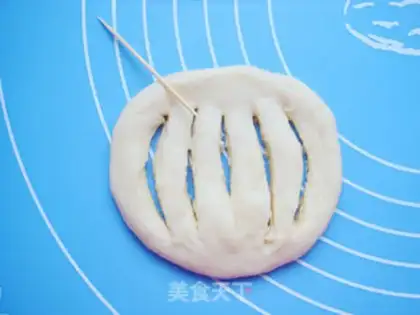 Make Halloween pumpkin bread step 19