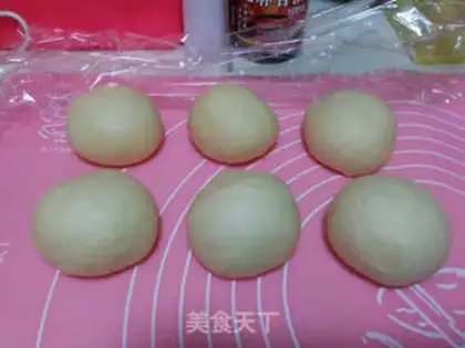 Make Celery sausage bread step 8