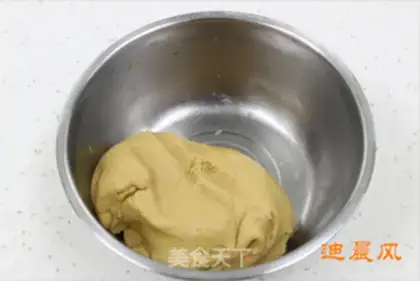 Make Christmas gingerbread house step 2