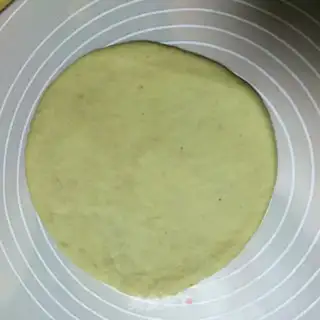 Make Banana tooth grinder step 4
