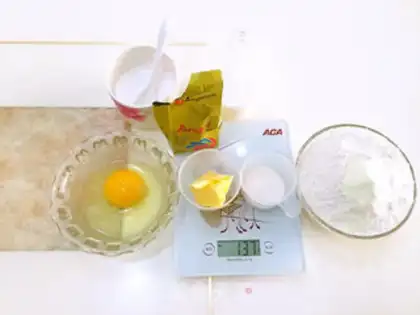 Make Gold coconut bar bread step 0