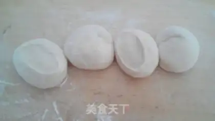 Make Spicy egg buns step 7