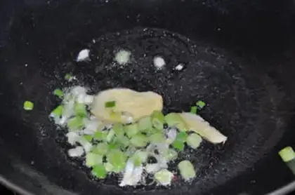 Make Crab rice step 3