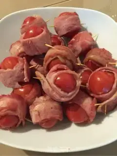 Make Bacon roll tomato step 1
