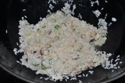 Make Crab rice step 6
