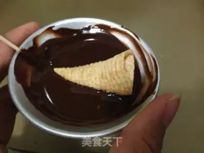 Make Witch hat cake step 0