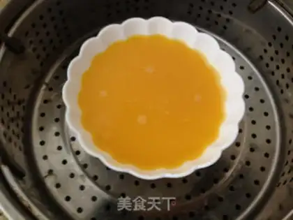 Make Gold squirms steam eggs step 3