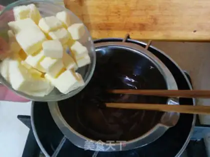 Make Rose lava cake step 2