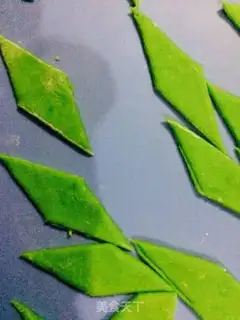 Make Squeeze the roses and fruit step 9