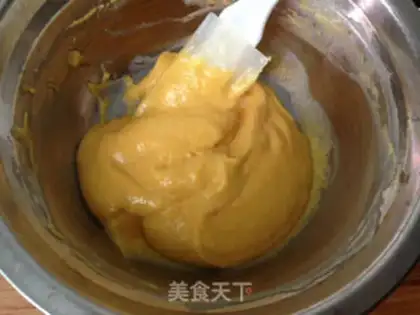 Make Witch hat cake step 7