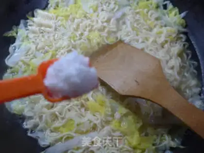 Make Pork-meat dolls step 7