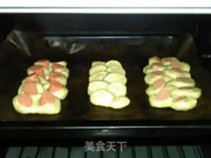 Make Sausage bread step 14