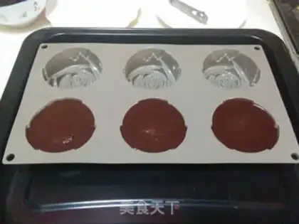 Make Rose lava cake step 14