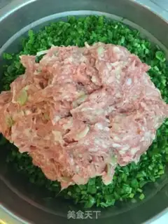 Make Beautiful dumplings step 3