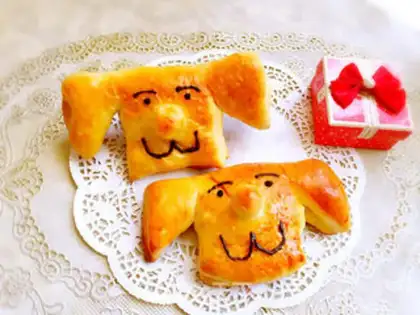 Make Halloween animal bread step 15