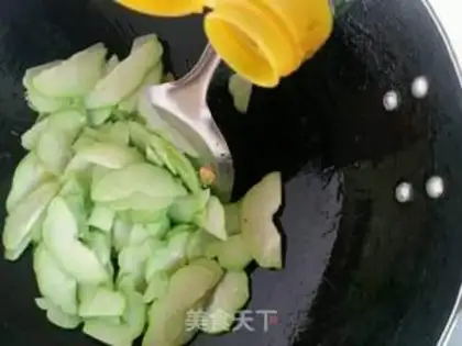 Make Fry Fuscup step 7
