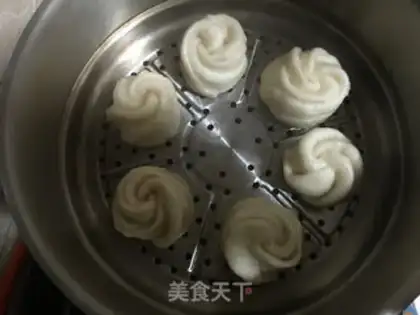 Make Rose buns step 10
