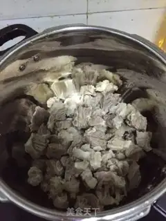 Make Halloween spider waffles step 1