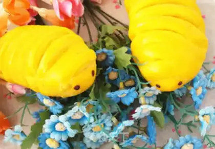 Make Pumpkin caterpillar bread step 20