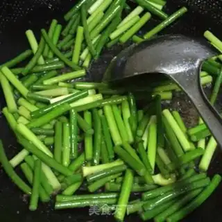 Make Garlic fried meat step 3