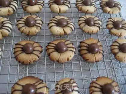 Make Halloween spider waffles step 18